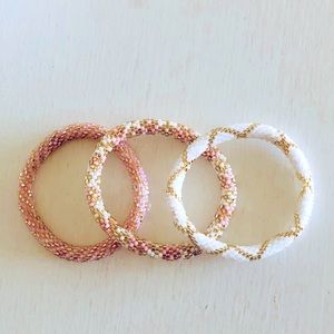 Sashka Co Glass Bead Bracelet